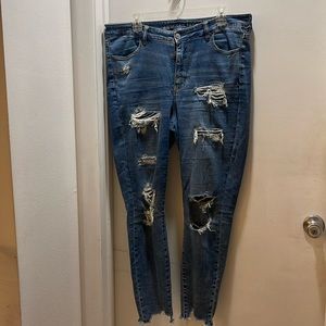 Ripped high waisted American eagle jeggings